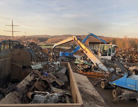 Schrottschere Beschickung