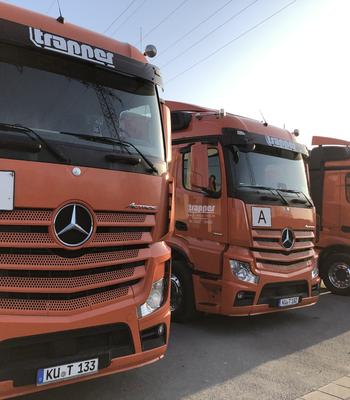 Abrollfahrzeuge | Trapper