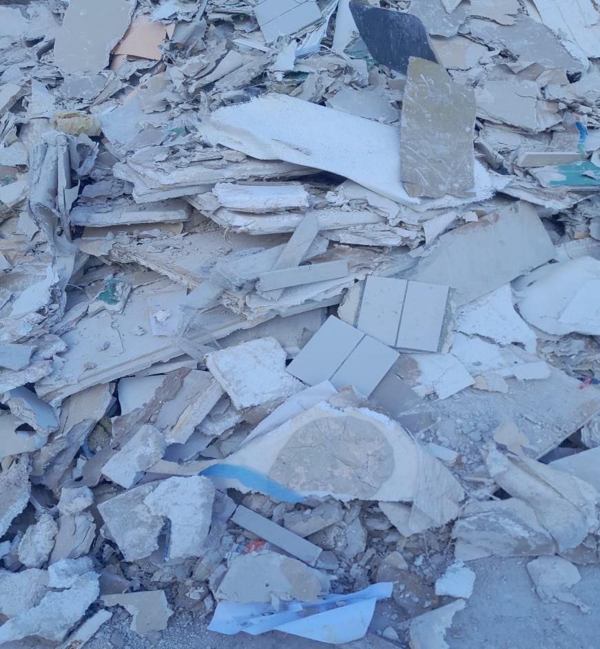 Verschmutzter Rigips